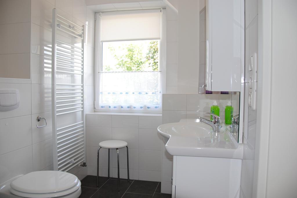 Ferienwohnung Direkt In Зассніц Номер фото